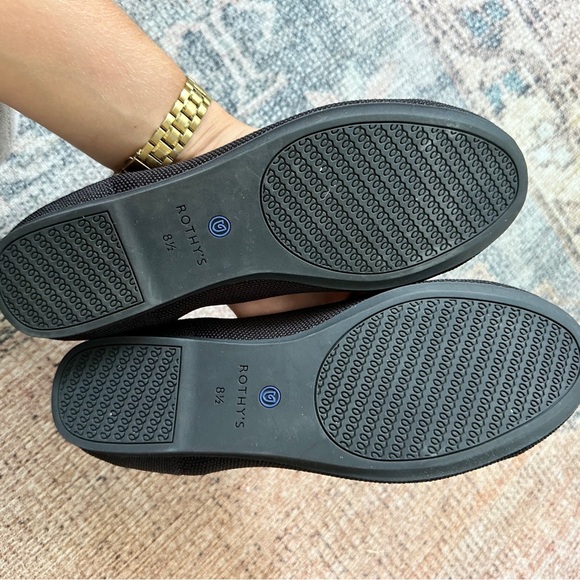 The Flat in Black Solid | Women Rothy’s Rounded Toe Black Slip On Flats sz 8.5